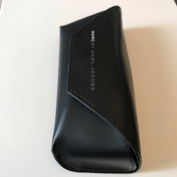 Marc by Marc Jacobs Sunglasses w case - Picture 7 of 7